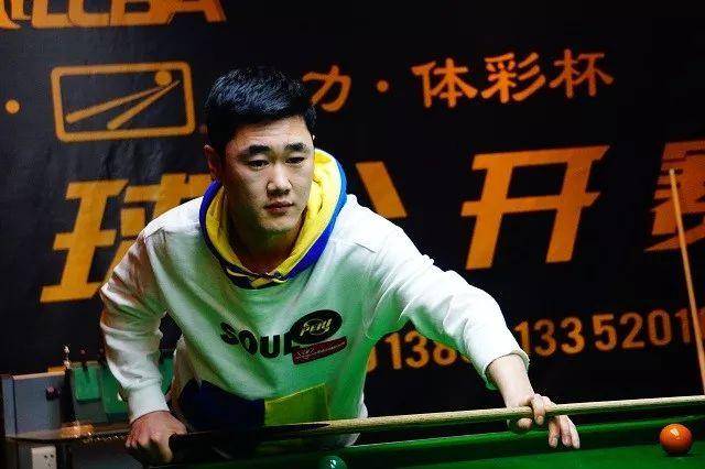 的见证下与 的见证下与